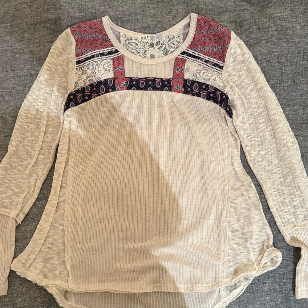 JOLT crochet lace long sleeve tee - women’s small